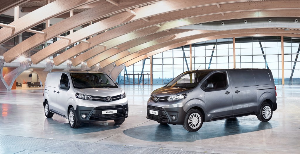 TOYOTA_PROACE_21.JPEG