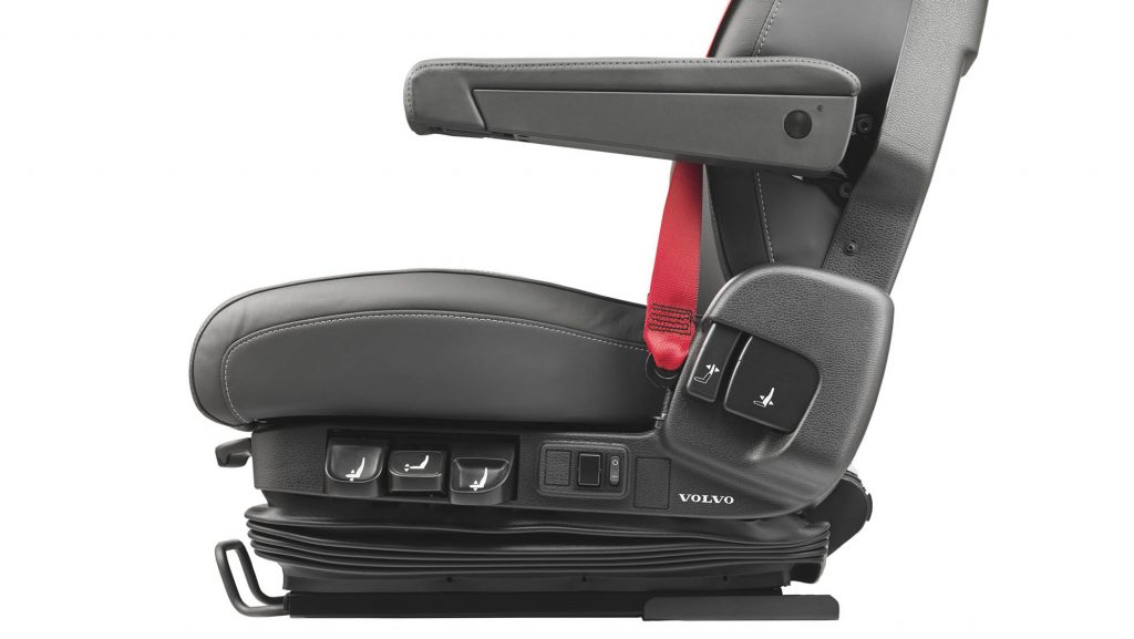 2326x1310-volvo-fm-driver-seat