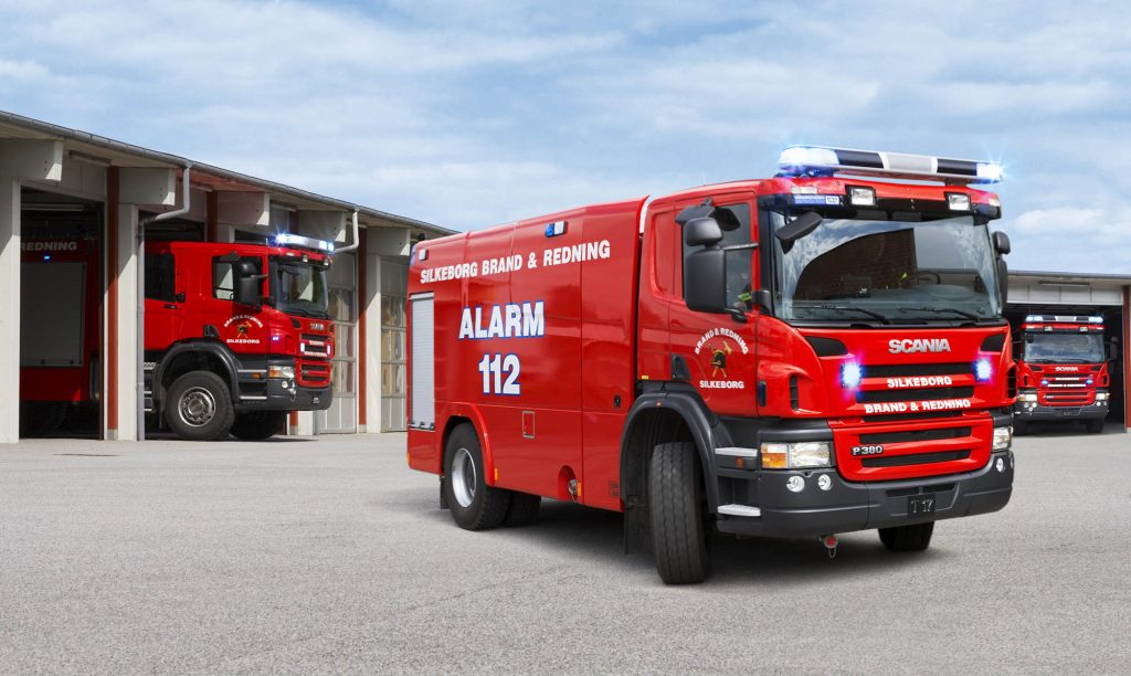 Scania P 380 rescue vehicle. Water/foam carrier, with day cab.  Silkeborg, Denmark Photo: Johan Olsson 2008