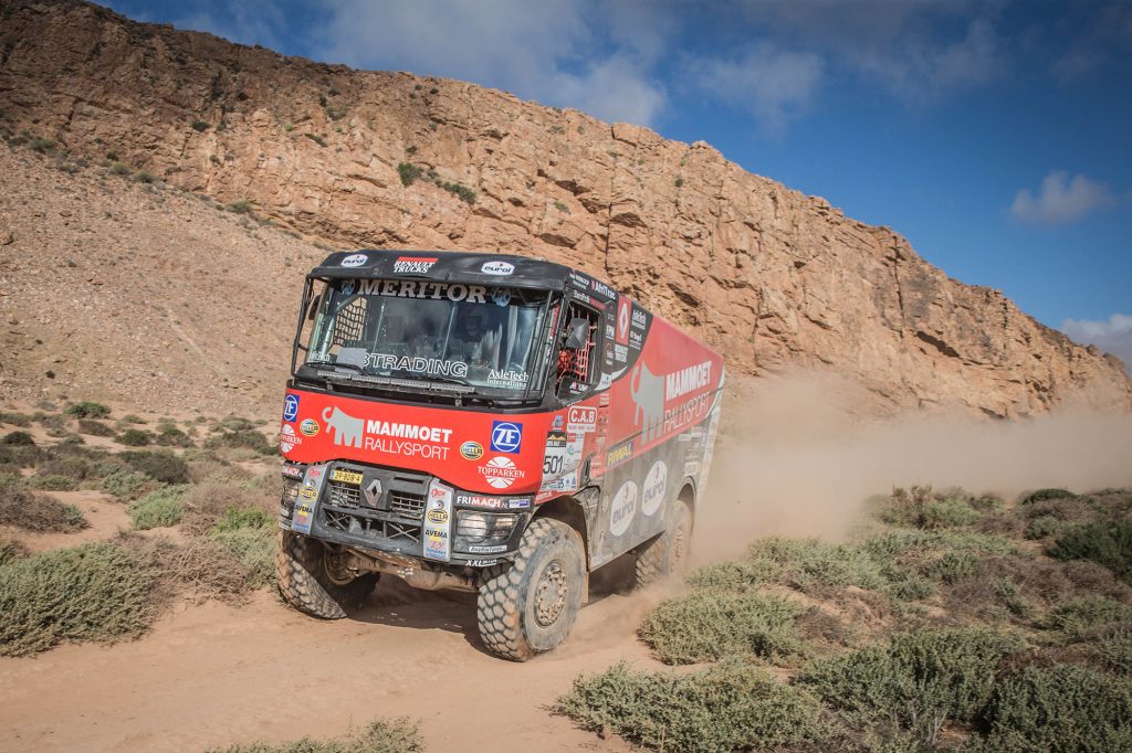 renault_trucks_mkr_libya_rally_k520_5