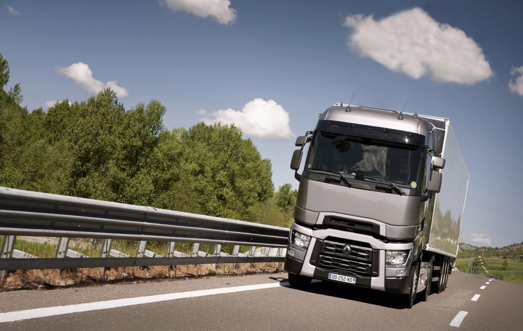 renault_trucks_t_road_5