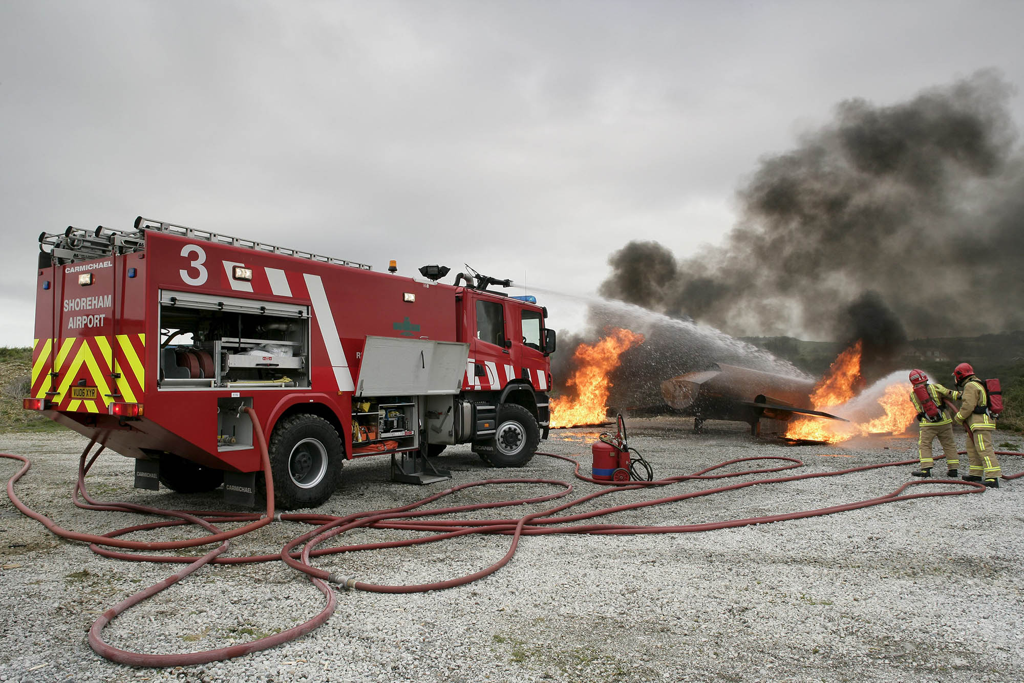 Аварийно спасательный комплекс. АЦ-3.0-40 43206. Пожарный автомобиль. Передвижная пожарная техника. Современная пожарная машина.