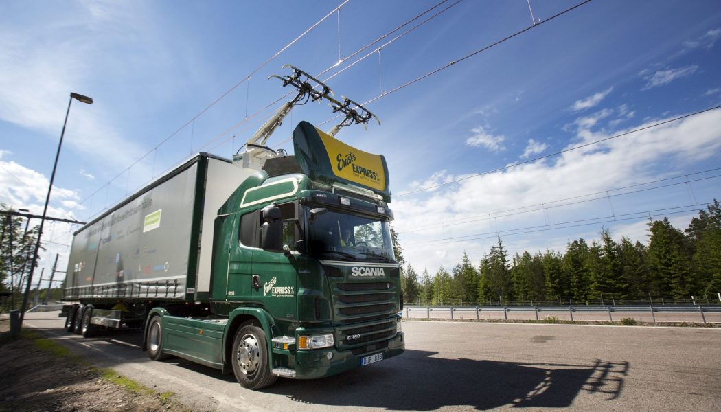 Suecia inaugura la primera carretera eléctrica