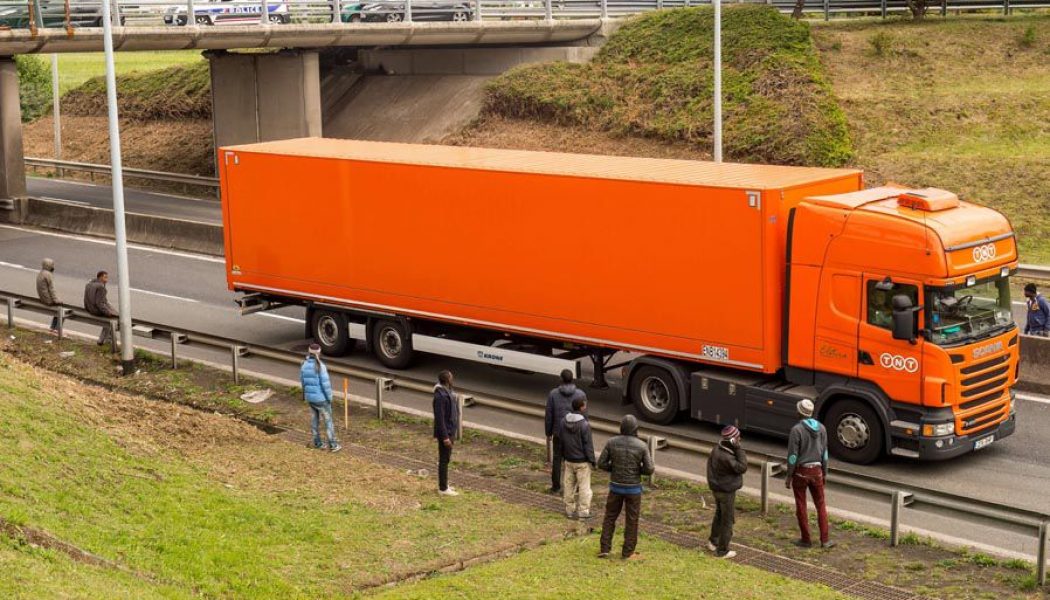 Calais en el filo de la navaja