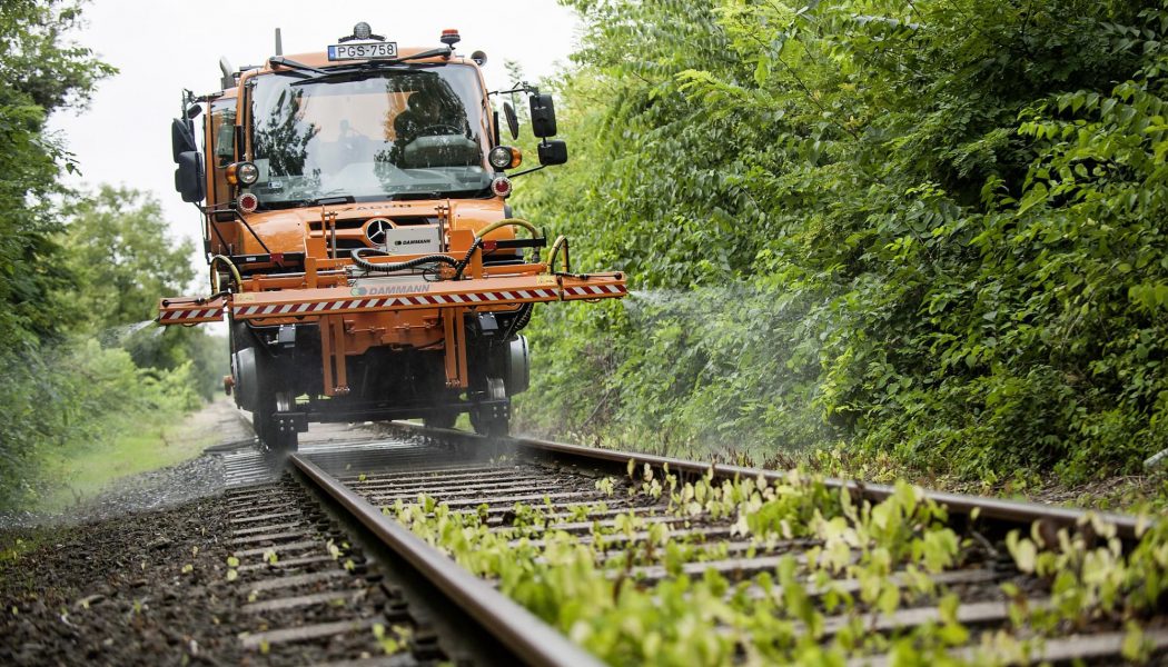 Mercedes-Benz Unimog en los ferrocarriles de Hungría