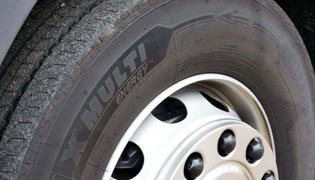 Ahorrando combustible con los MICHELIN X Multi Energy