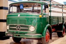Camiones históricos en Aguinaga