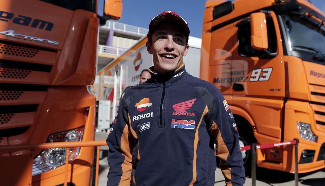 Mercedes Actros en el Paddock de MotoGP