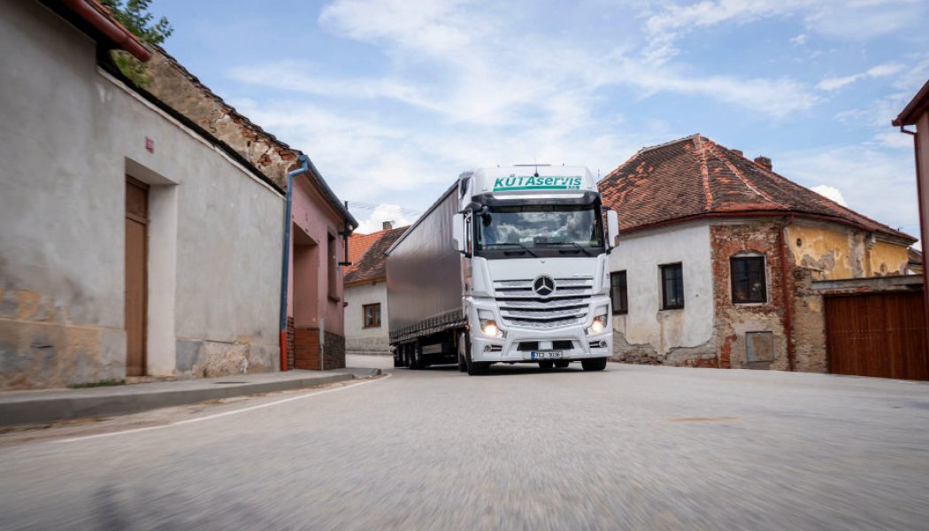 En República Checa con Mercedes Trucks