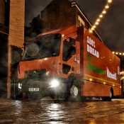 La compañía inglesa Warburtons adquiere un camión eléctrico Renault