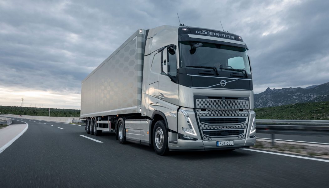 Volvo Trucks lidera un año más el mercado español de vehículos pesados