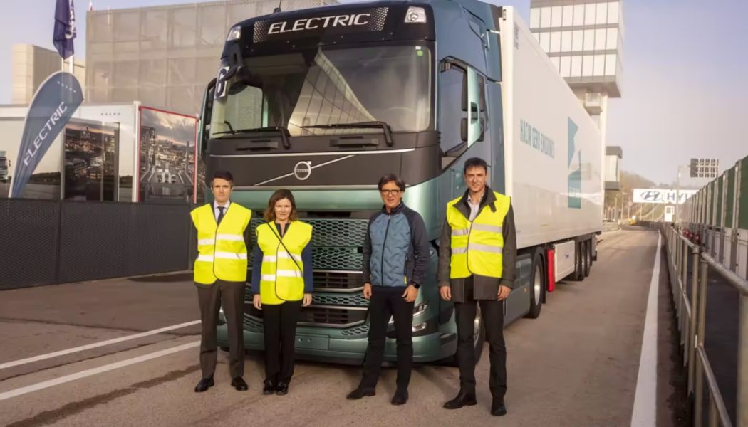 Volvo Trucks presenta su gama 100% eléctrica en el Circuito del Jarama de Madrid